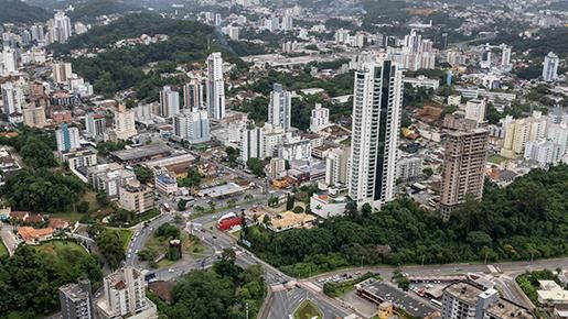 Valorização imobiliária: é hora de investir em Blumenau